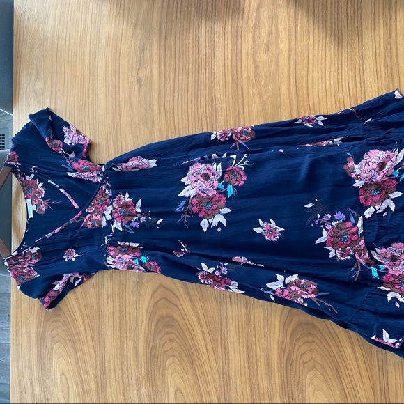 Floral dress - Picture 3 of 8